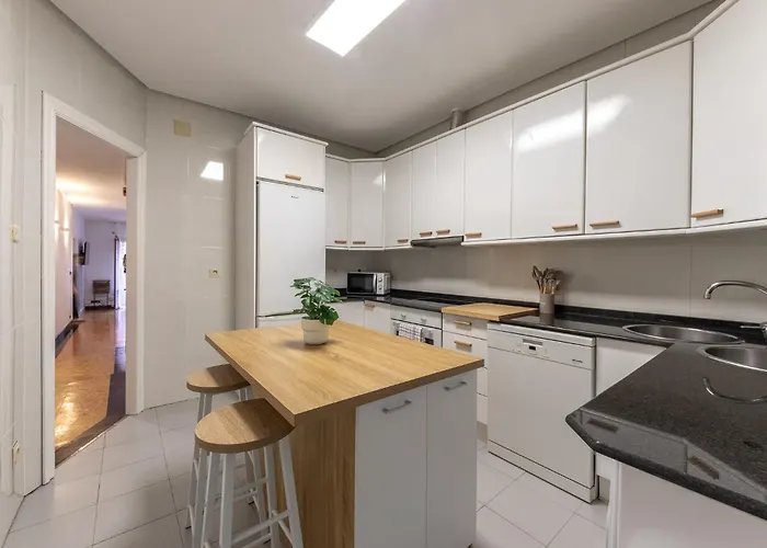 Unamuno, En El Casco Viejo * Бильбао